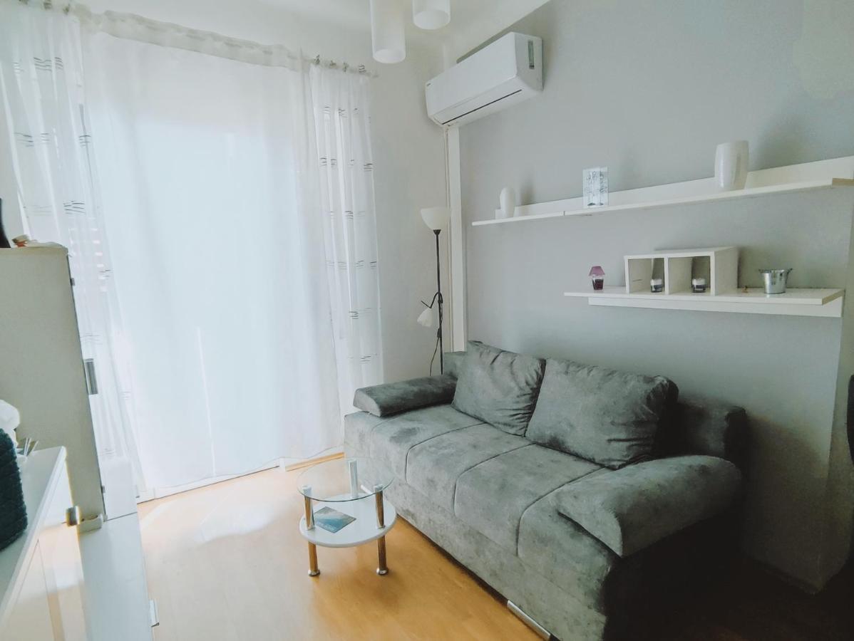Fami Superior One Bedroom Apartment Rijeka Exteriör bild