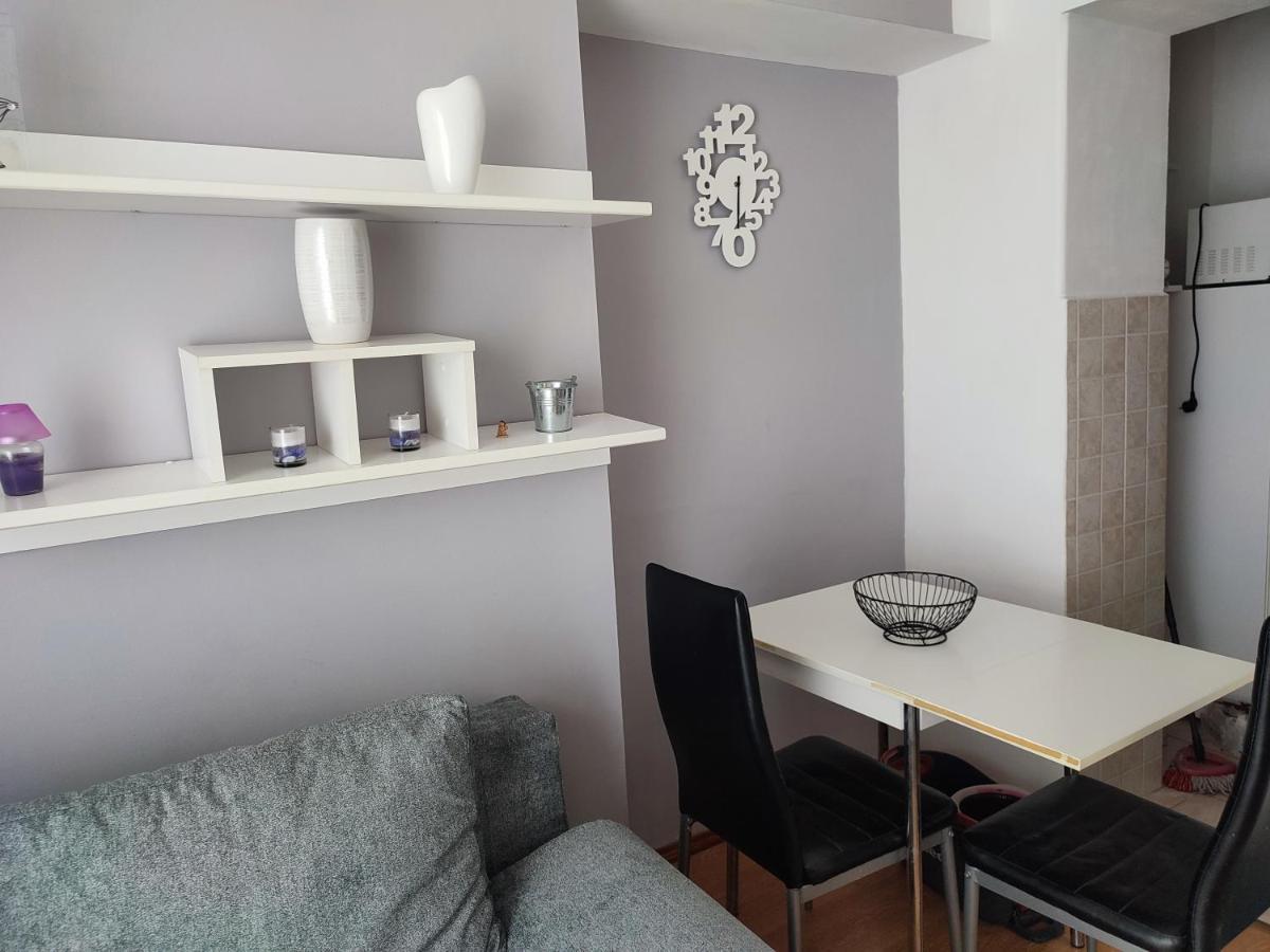 Fami Superior One Bedroom Apartment Rijeka Exteriör bild